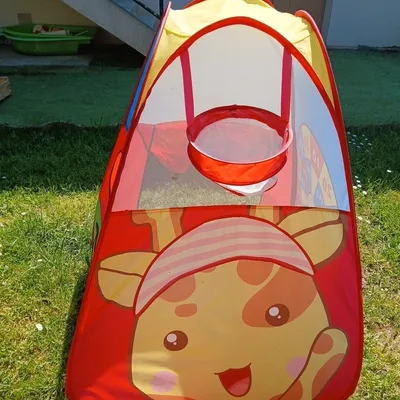 Tente multi jeu + balle plastique